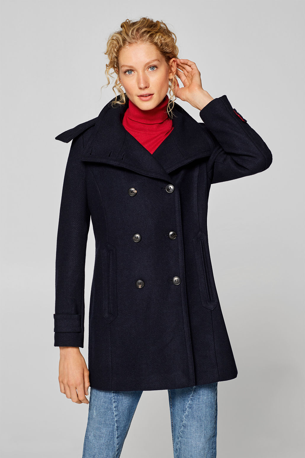 manteau femme cintré avec capuche