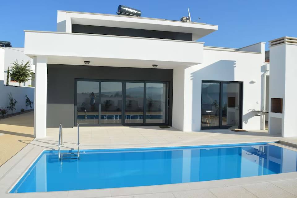 Maison de vacances piscine privée à Famalicao près de Nazaré Portugal pour 8 Personnes