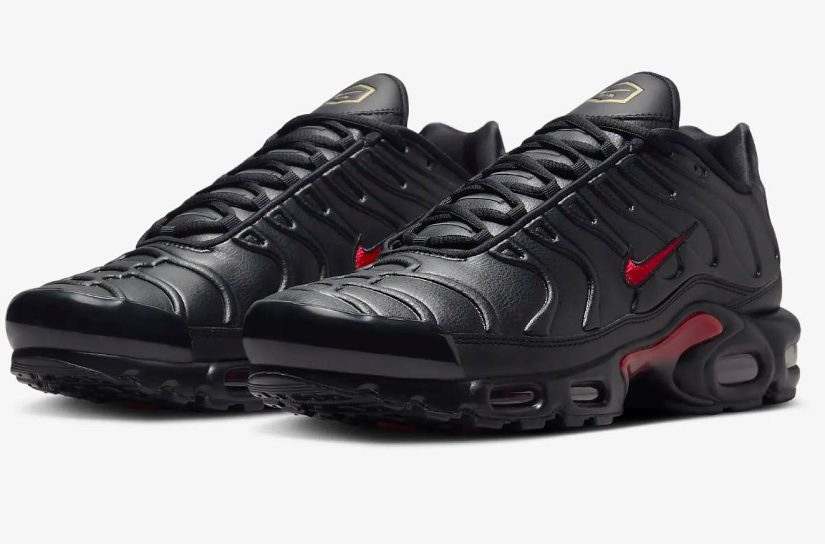 Nike Air Max Plus Premium Baskets Basses Noir/Or métallique/Rouge université pour Homme