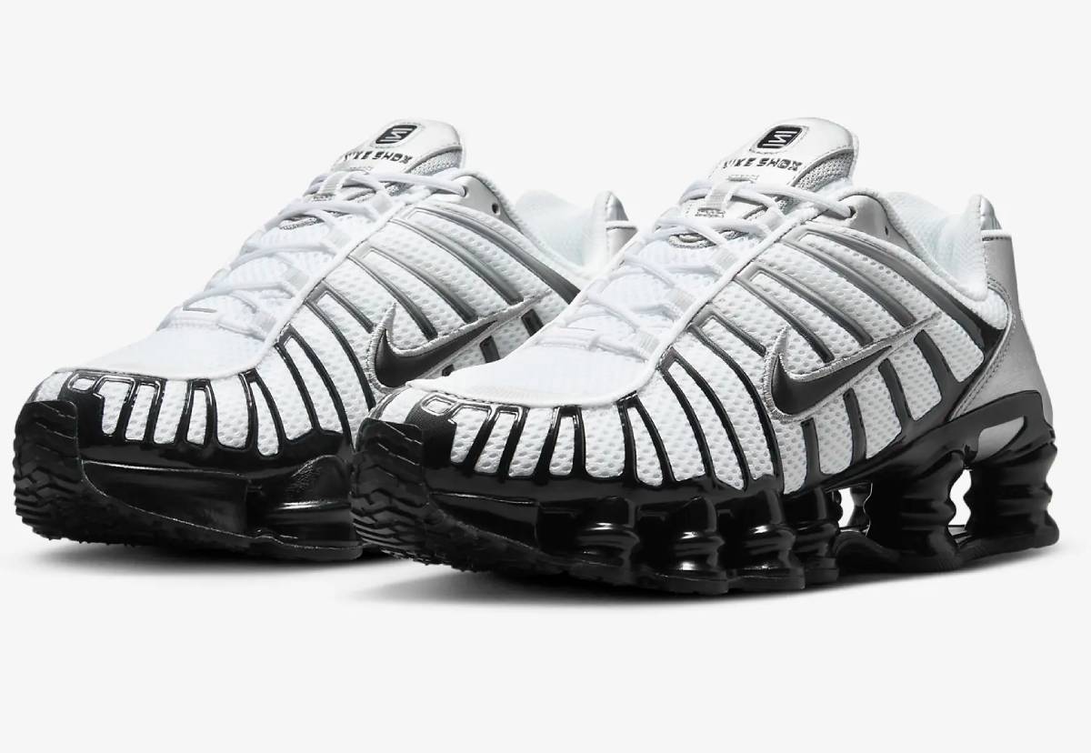 Nike Shox TL Baskets Basses Argent métallisé/Blanc/Gris loup/Noir pour Femme