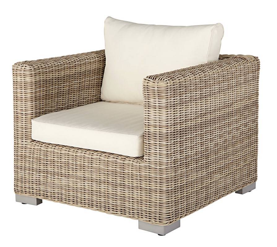 Fauteuil de jardin SARDAIGNE en résine tressée beige et coussins recyclés écrus - Maisons du Monde