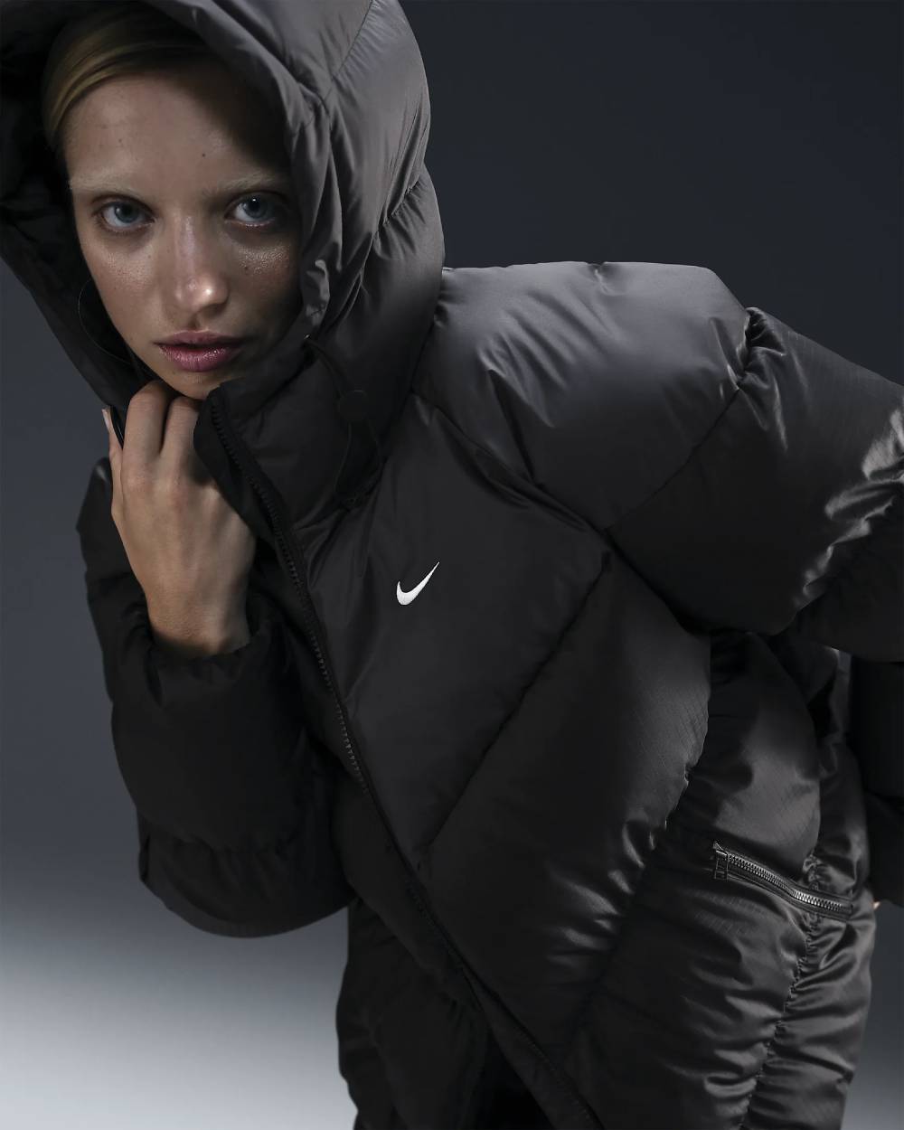 Nike Sportswear Windpuffer Veste ample Storm-FIT pour Femme Noir/Blanc