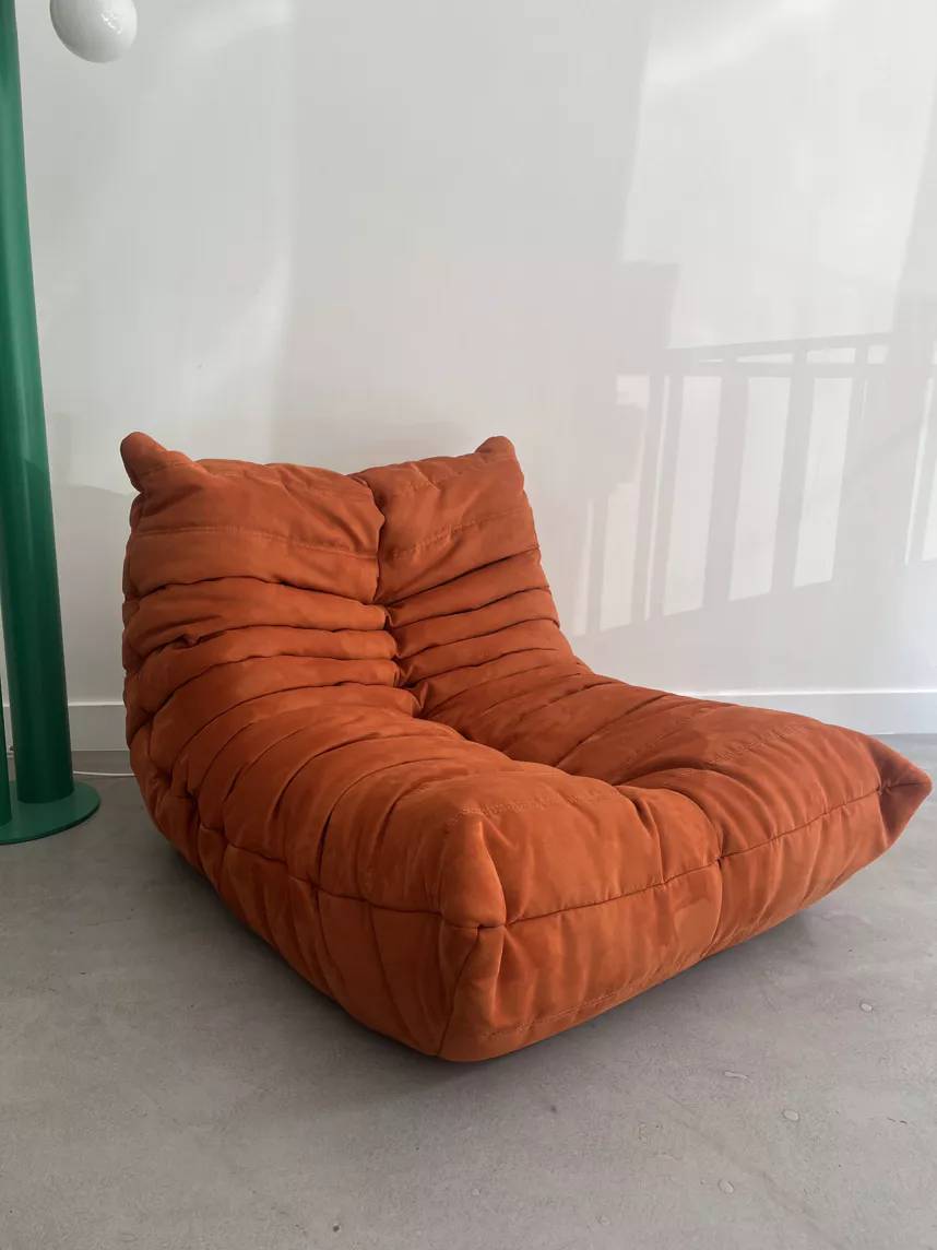 Chauffeuse TOGO Michel Ducaroy pour Ligne Roset Tissu Orange