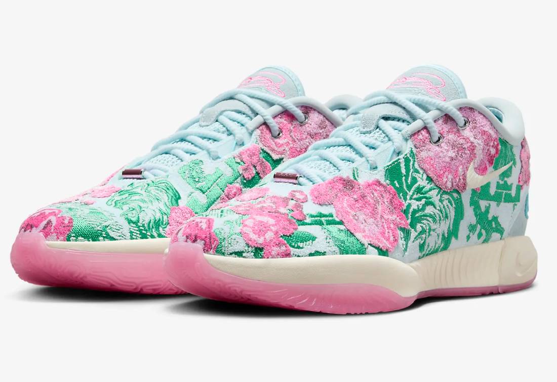 LeBron XXI Premium Baskets Basses Glacier Blue/Stadium Green/Beyond Pink/Coconut Milk pour Homme