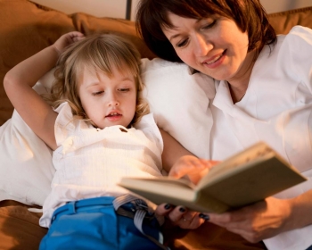 Apprentissage de la lecture : un programme par SMS pour soutenir les parents d’élèves de CP 