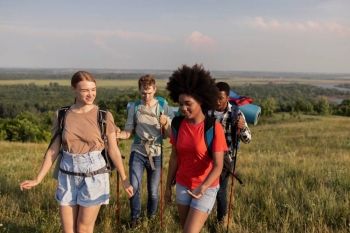 L’invention des colonies de vacances : apprendre à grandir ? 